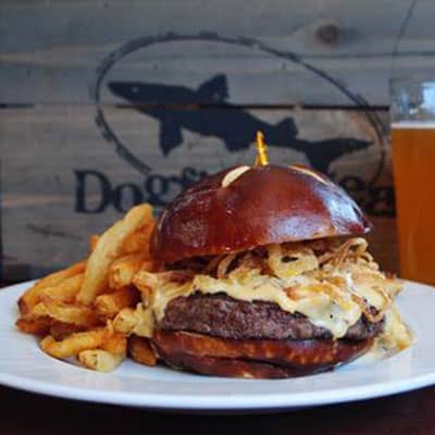 Pretzel Pub Burger